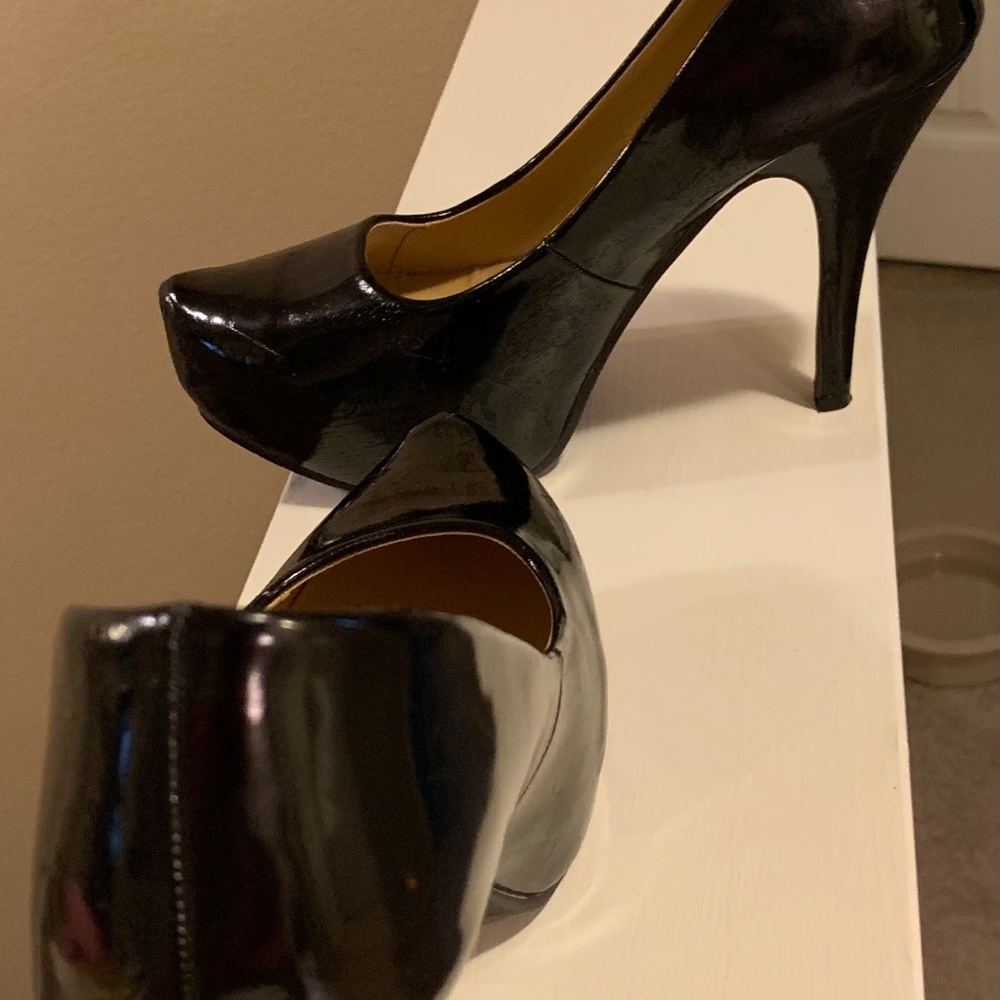 Womens shoes
